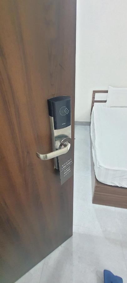 Karola Hotel Da Nang Zewnętrze zdjęcie