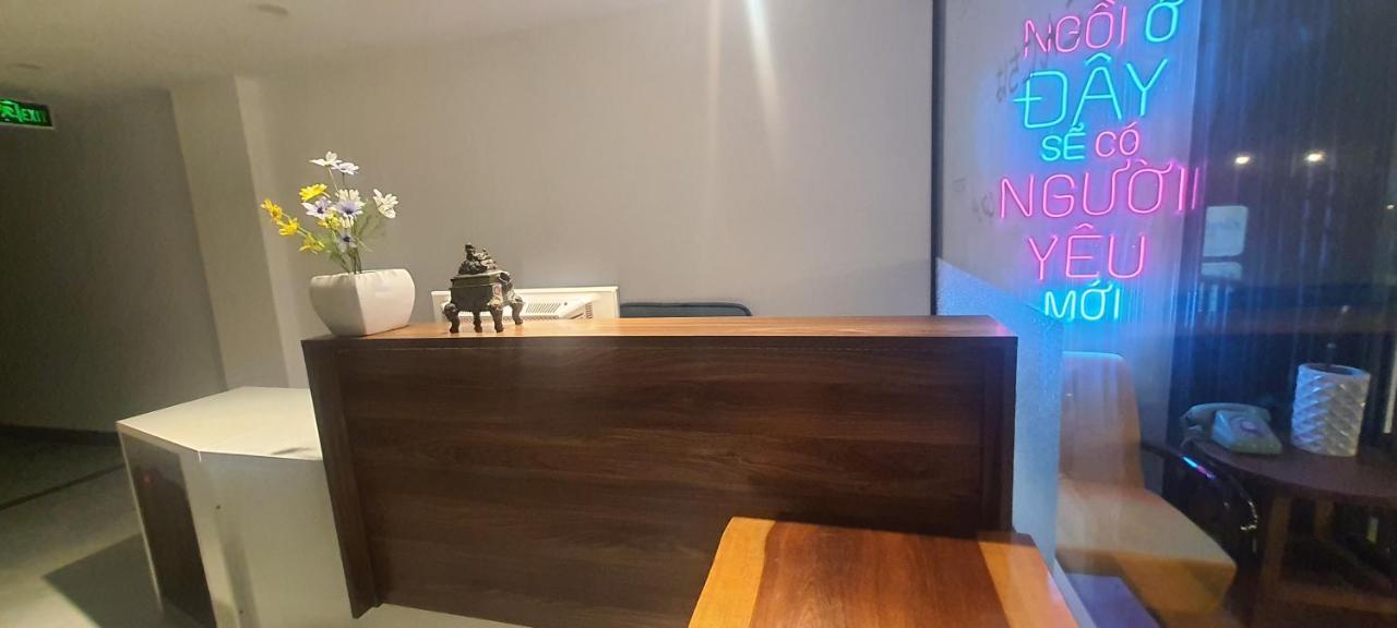 Karola Hotel Da Nang Zewnętrze zdjęcie